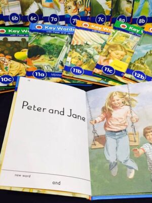 [Bộ sách Nhập Khẩu] Keywords With Peter and Jane - 36 Books | Bìa cứng + FILE MP3